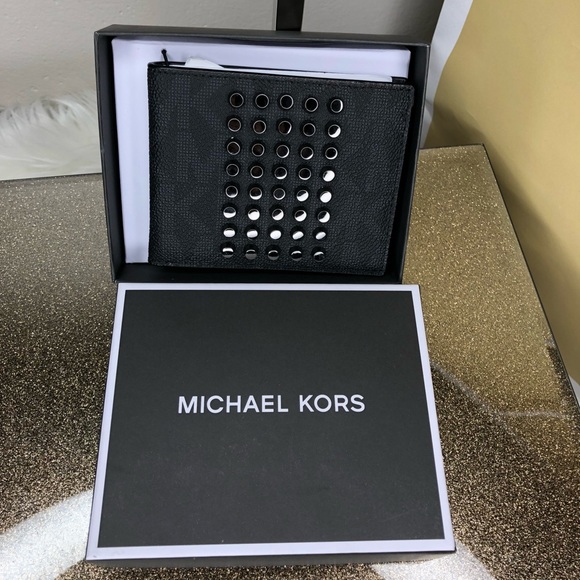 Michael Kors Other - Michael Kors Jet set men’s sim billfold wallet